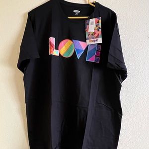 Brand new Old Navy Tee Collab Is a Love Size XXL